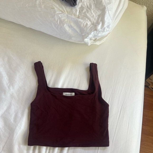 Aritzia Babaton contour Tank Top - Picture 4 of 5